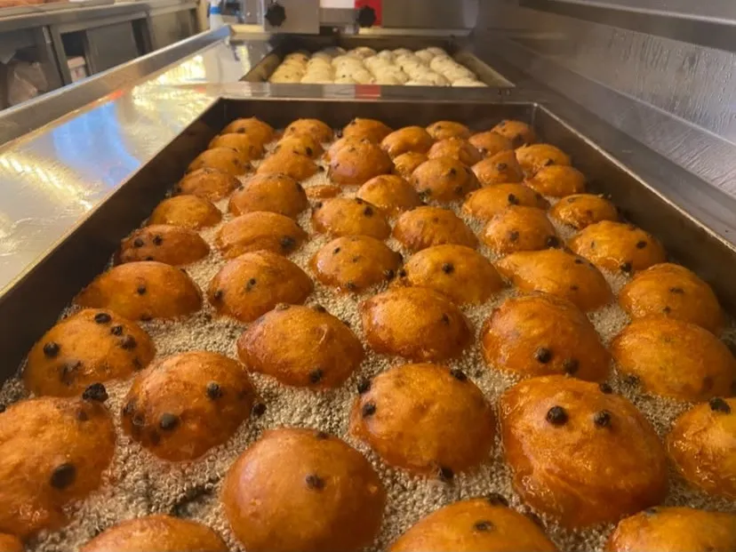 Oliebollen in de pan